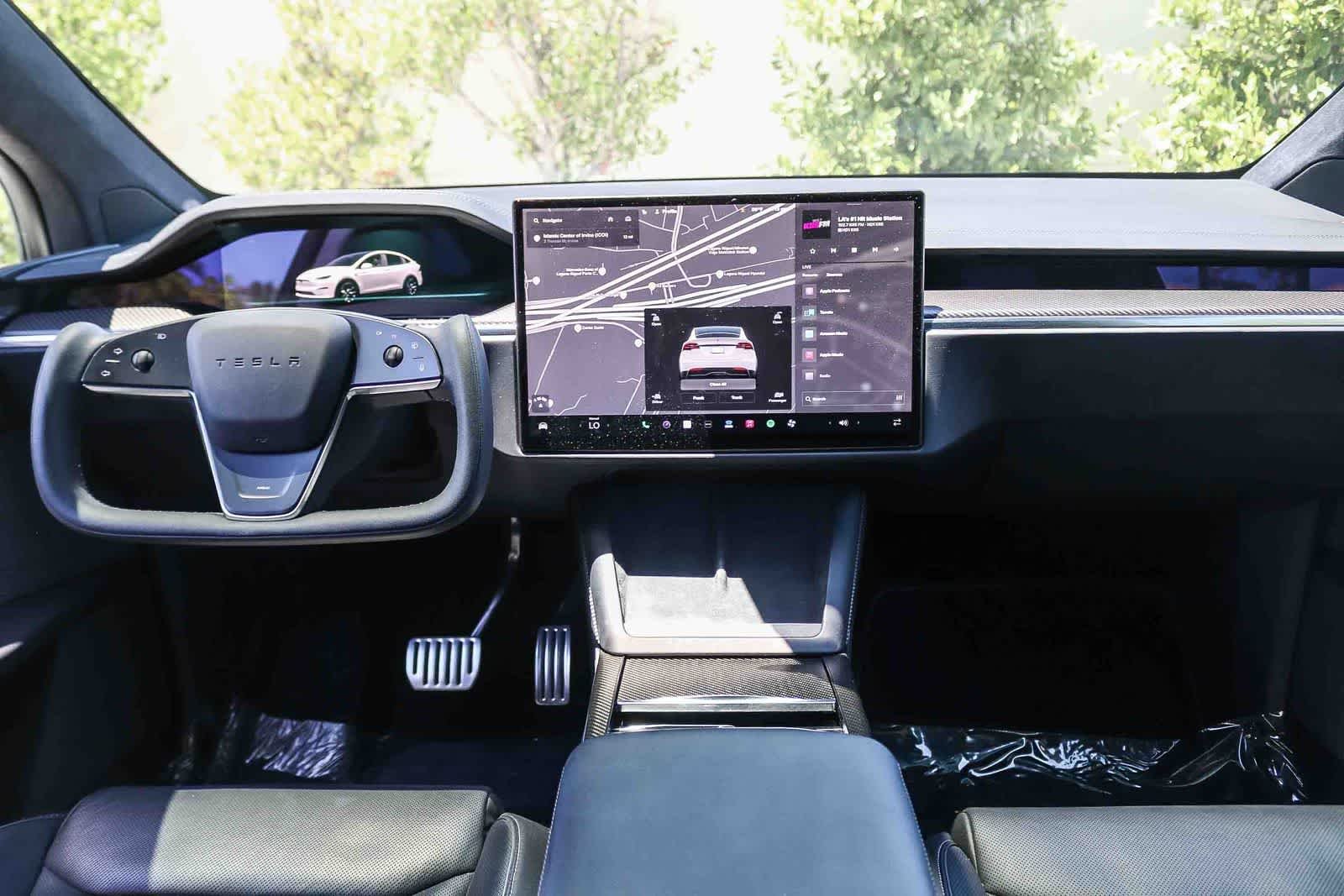 Used 2022 White Tesla Plaid image 12