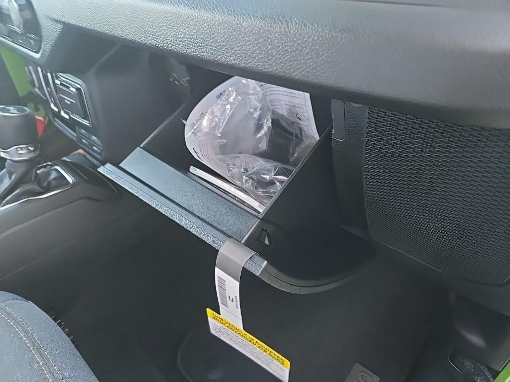 New 2026 Mojito Clear-Coat Exterior Paint Jeep Sport image 75