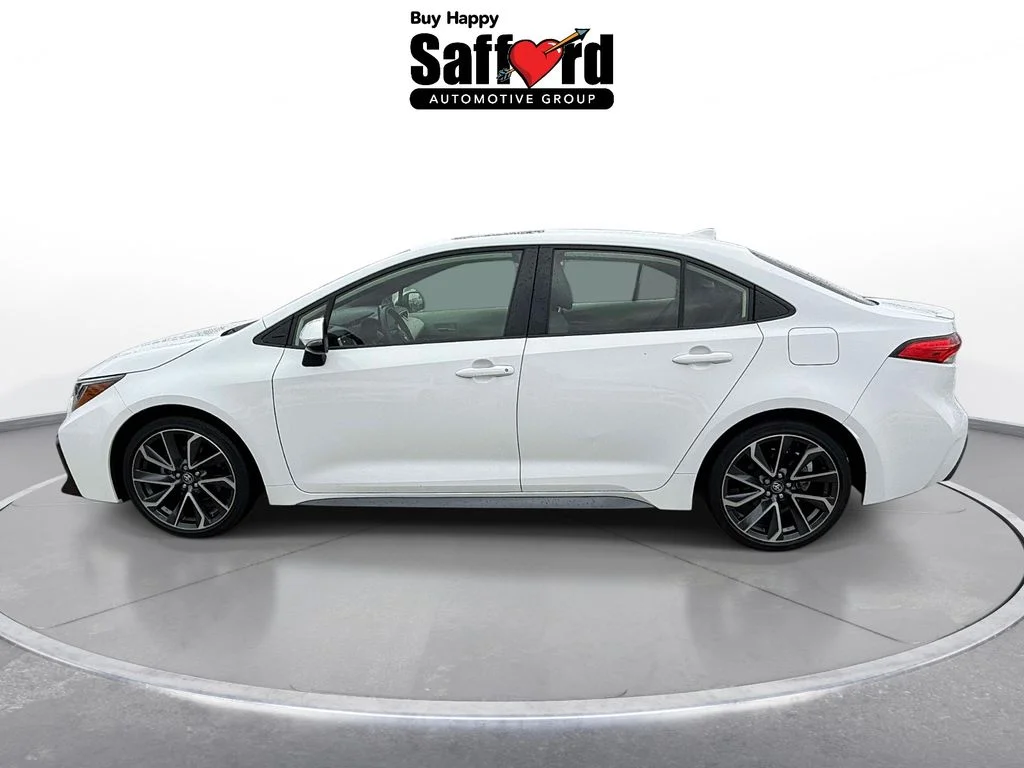 Used 2021 White Toyota SE image 5