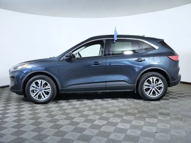 Certified Used 2022 Blue Ford SEL image 6