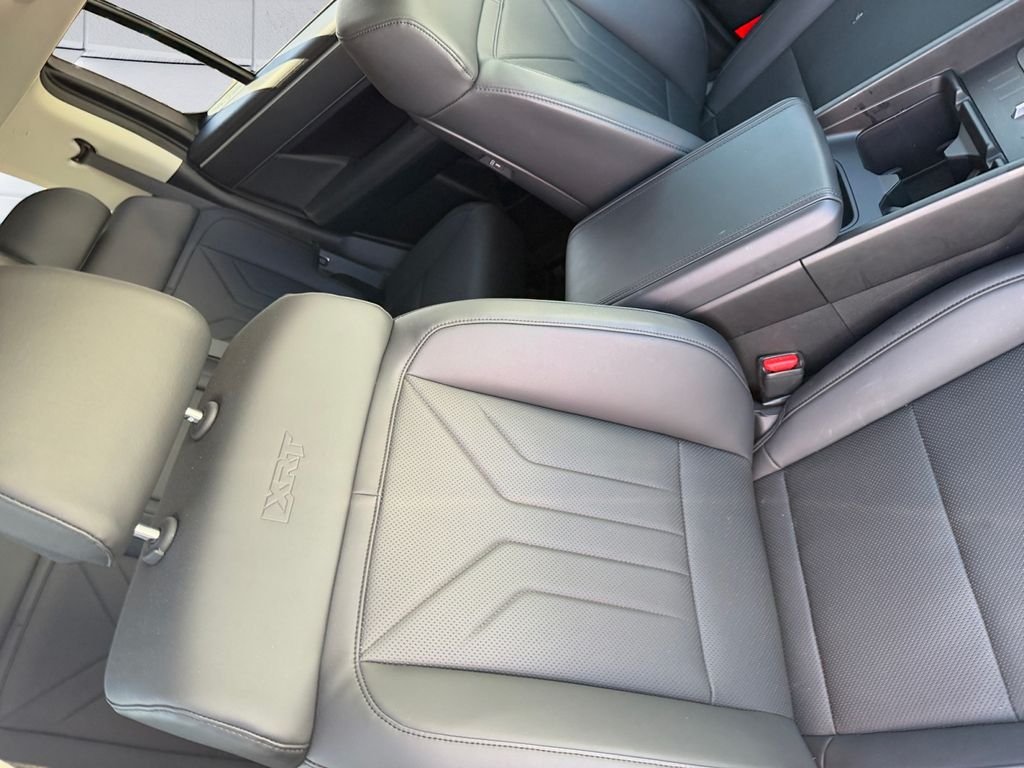 2025 Hyundai Santa Fe XRT - Photo 14