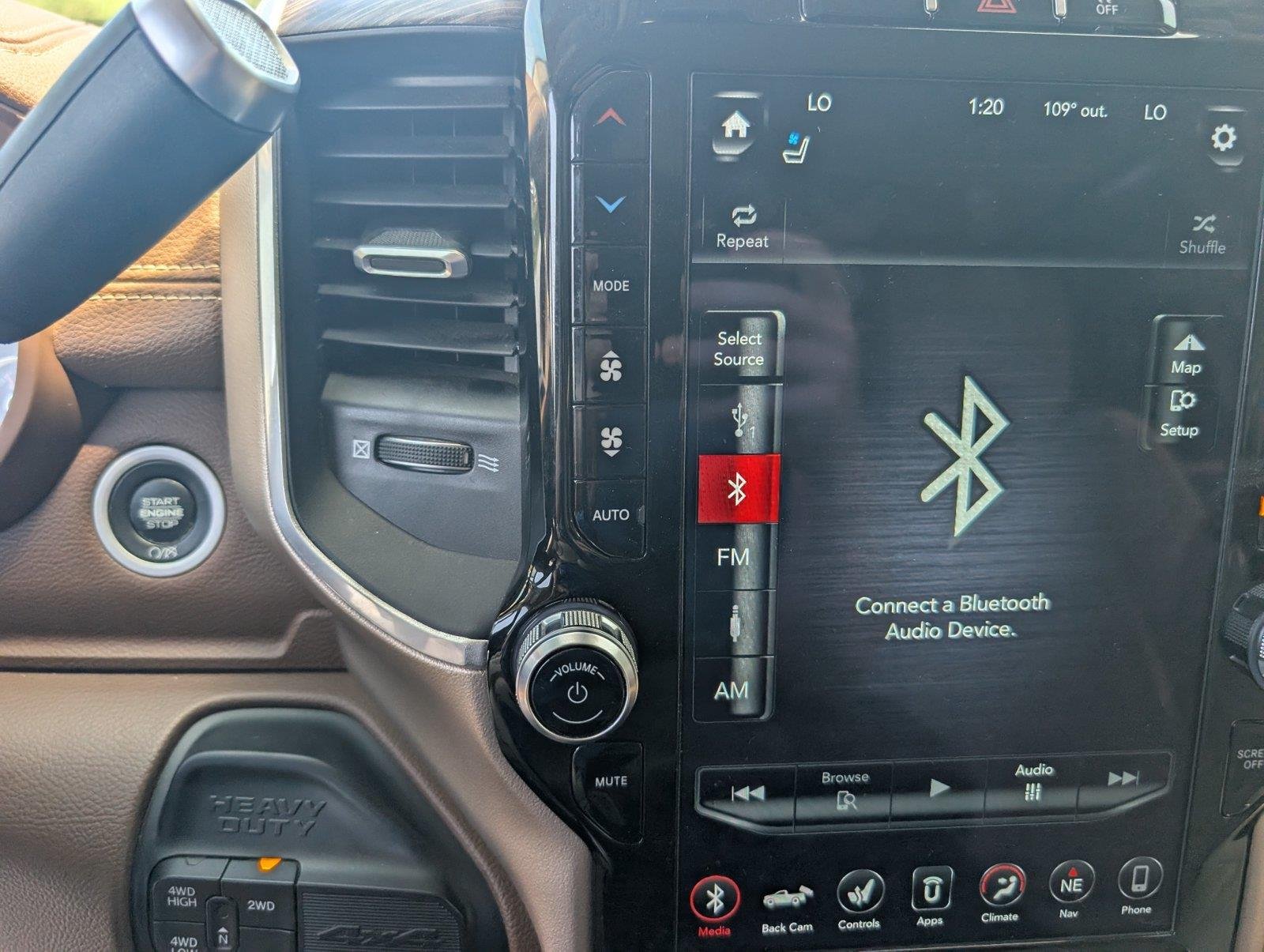 Used 2020 Patriot Blue Pearlcoat Ram Laramie image 21