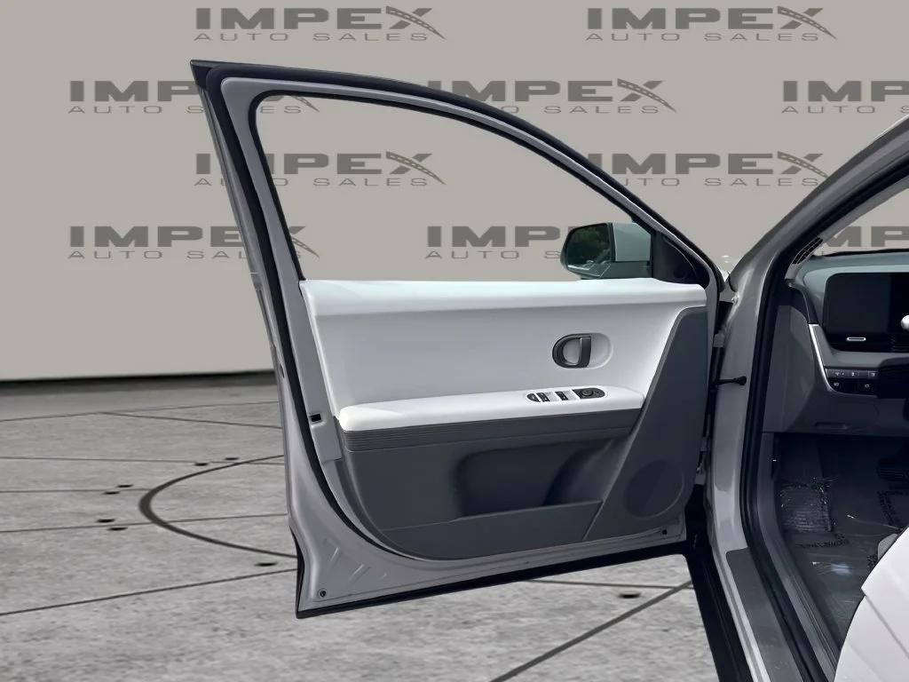 Used 2025 Gray Hyundai SE image 24