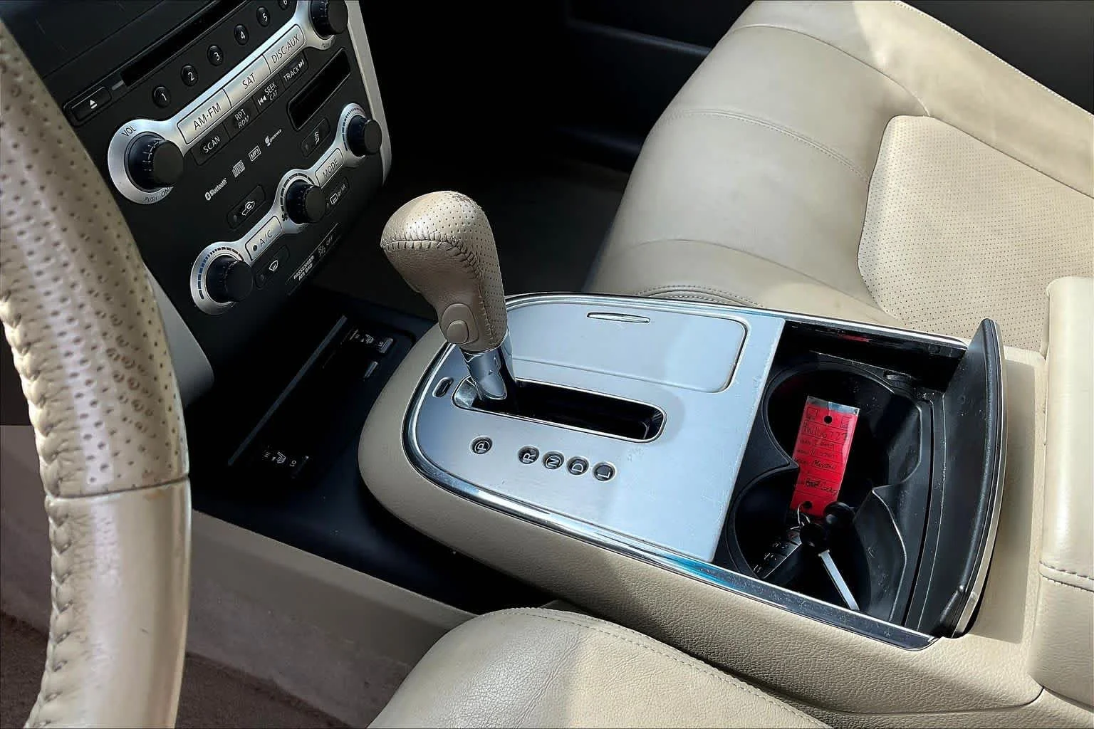 Used 2009 Platinum Graphite Nissan SL image 16