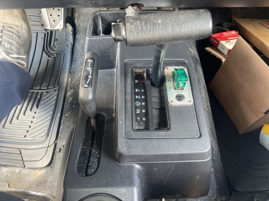 Used 2006 Silver Jeep Rubicon image 18