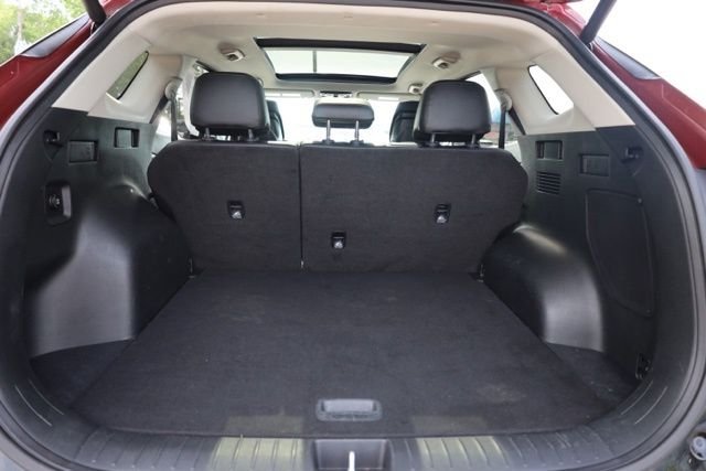 Used 2023 Red Kia SX-Prestige image 37