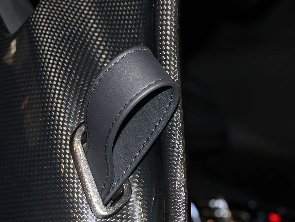 Certified Used 2025 Viola Hong Kong Ferrari  image 41