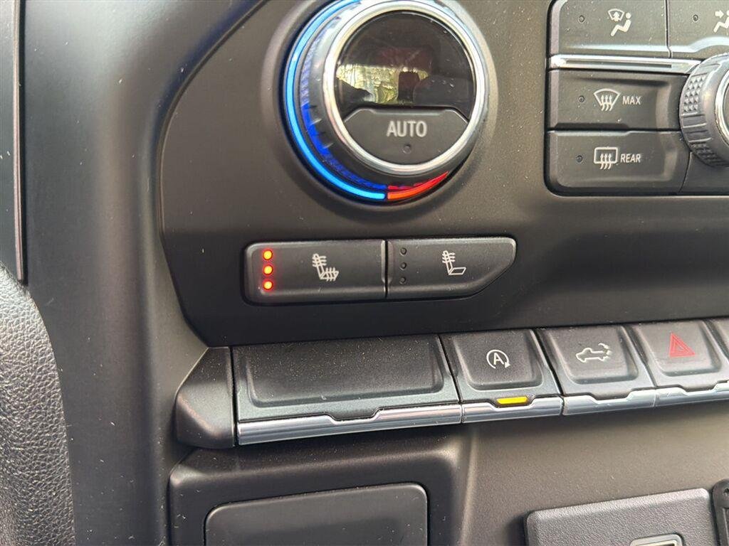 Used 2020 Northsky Blue Metallic Chevrolet LT image 3