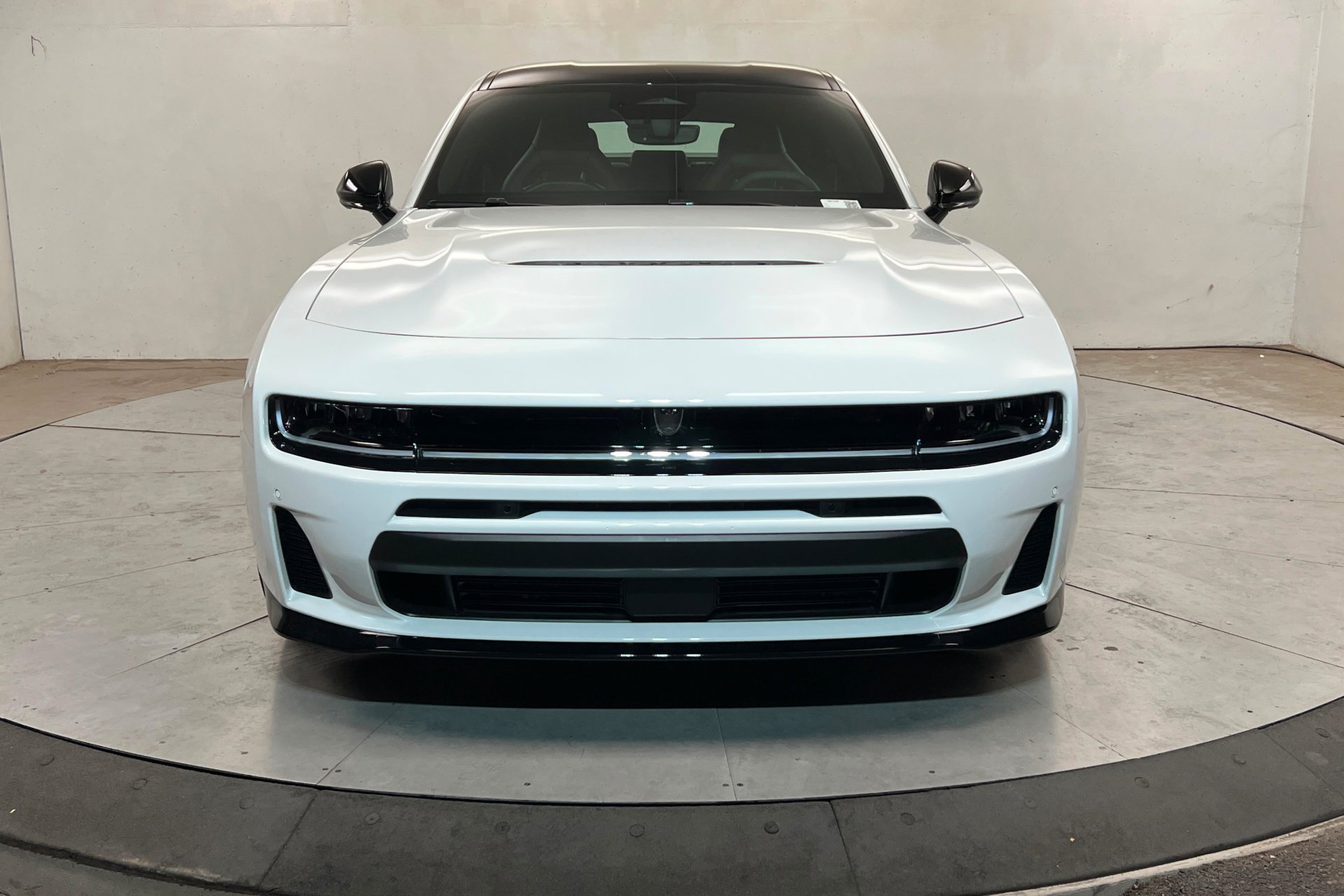 New 2026 White Knuckle Exterior Paint Dodge R/T Plus image 9