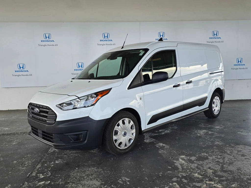 Used 2023 White Ford XL image 31