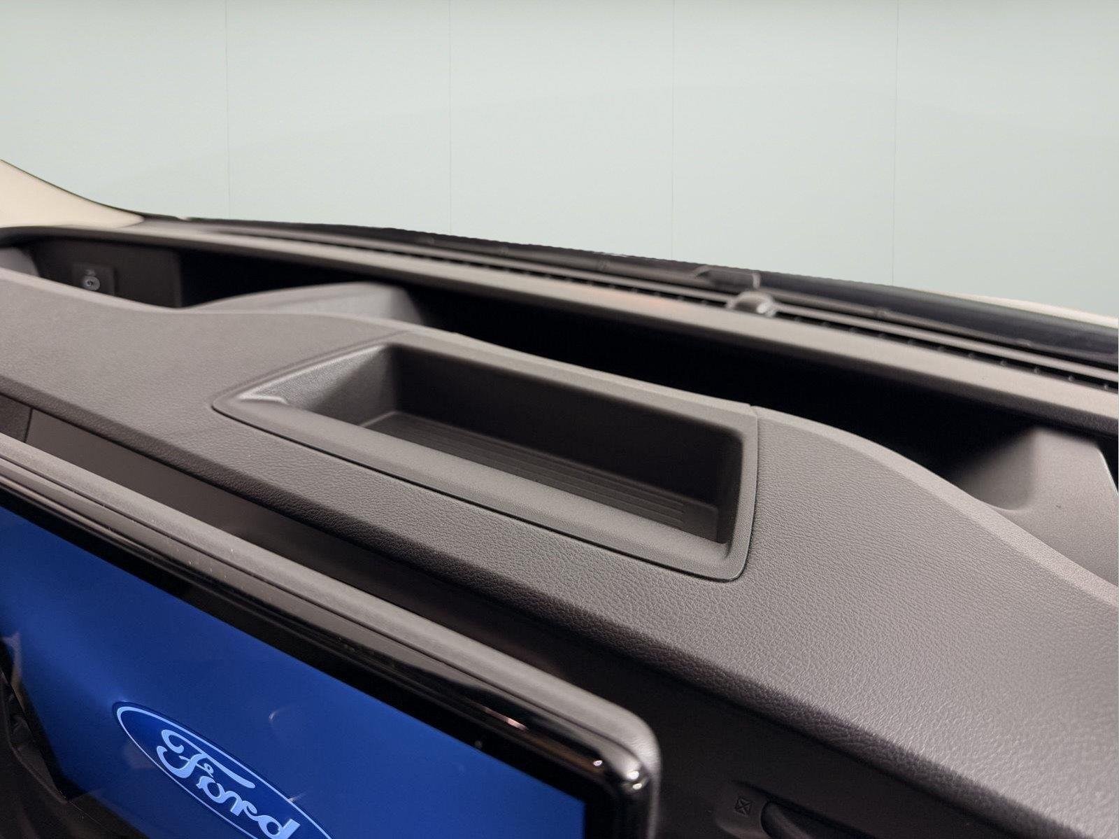 New 2026 Oxford White Ford Cargo Van image 38
