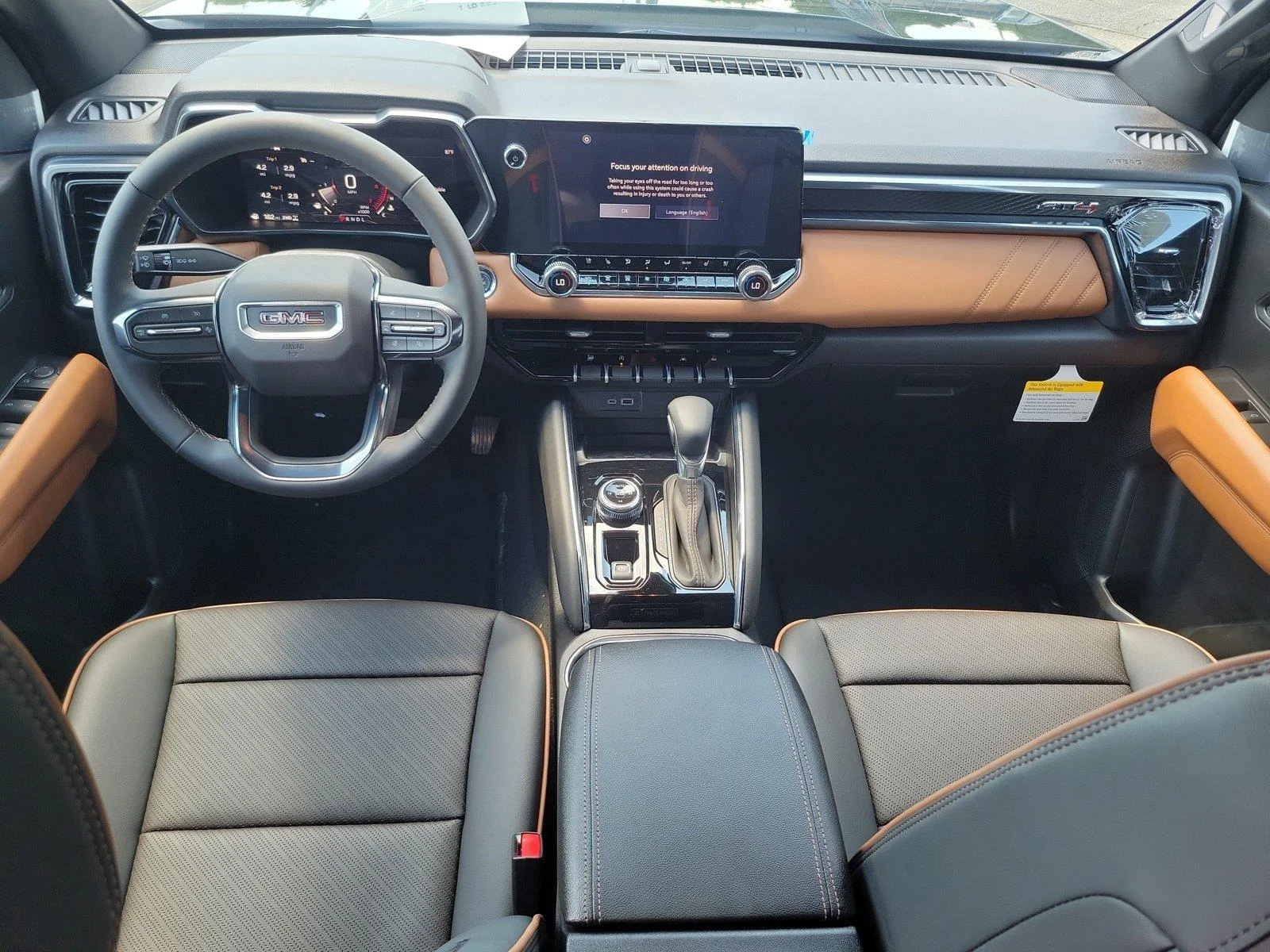 2026 GMC Canyon AT4 - Photo 8