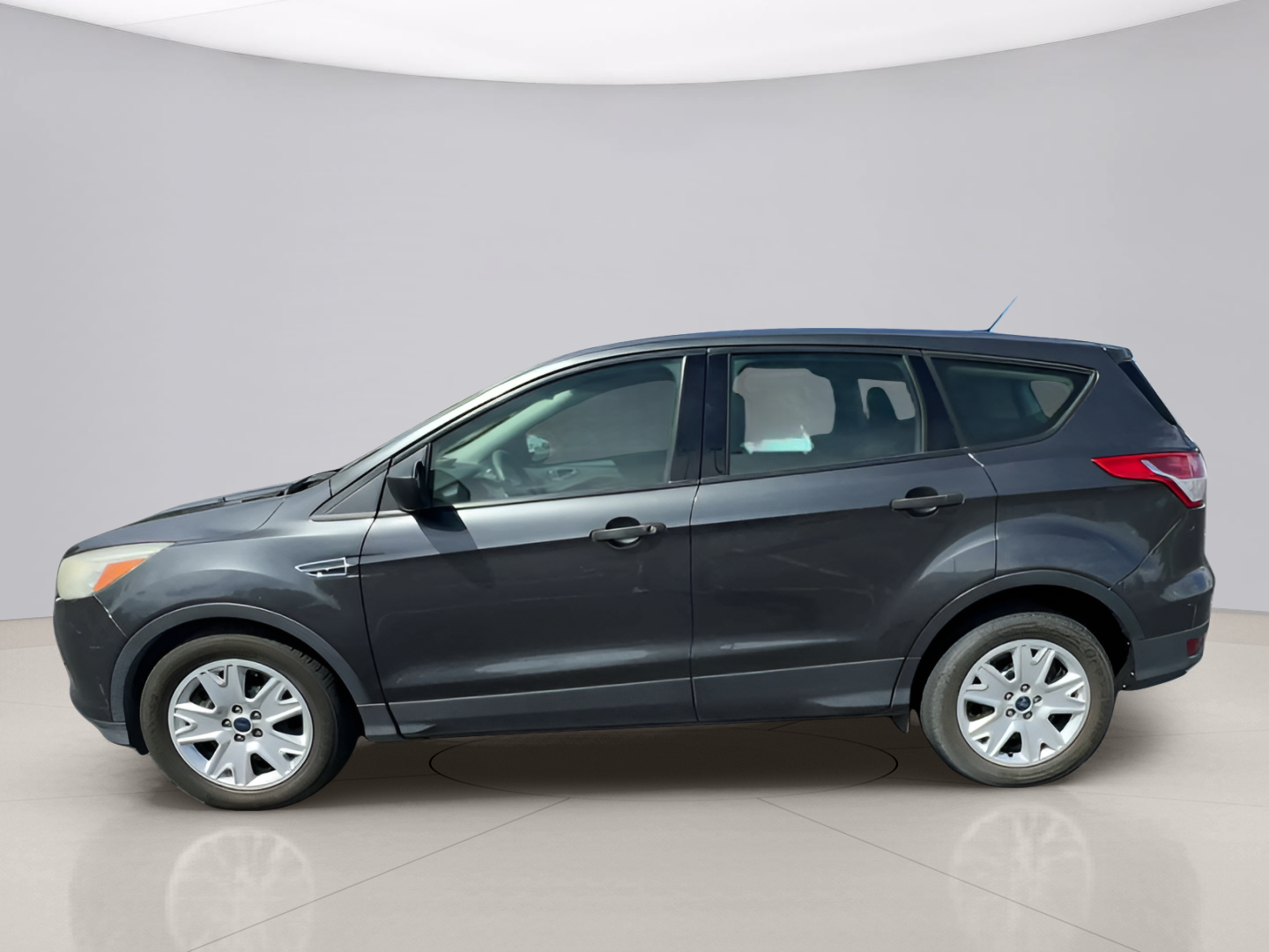 2016 Ford Escape S photo 3