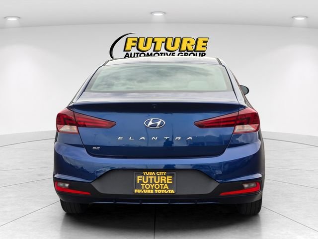 Used 2020 Blue Hyundai SE image 5
