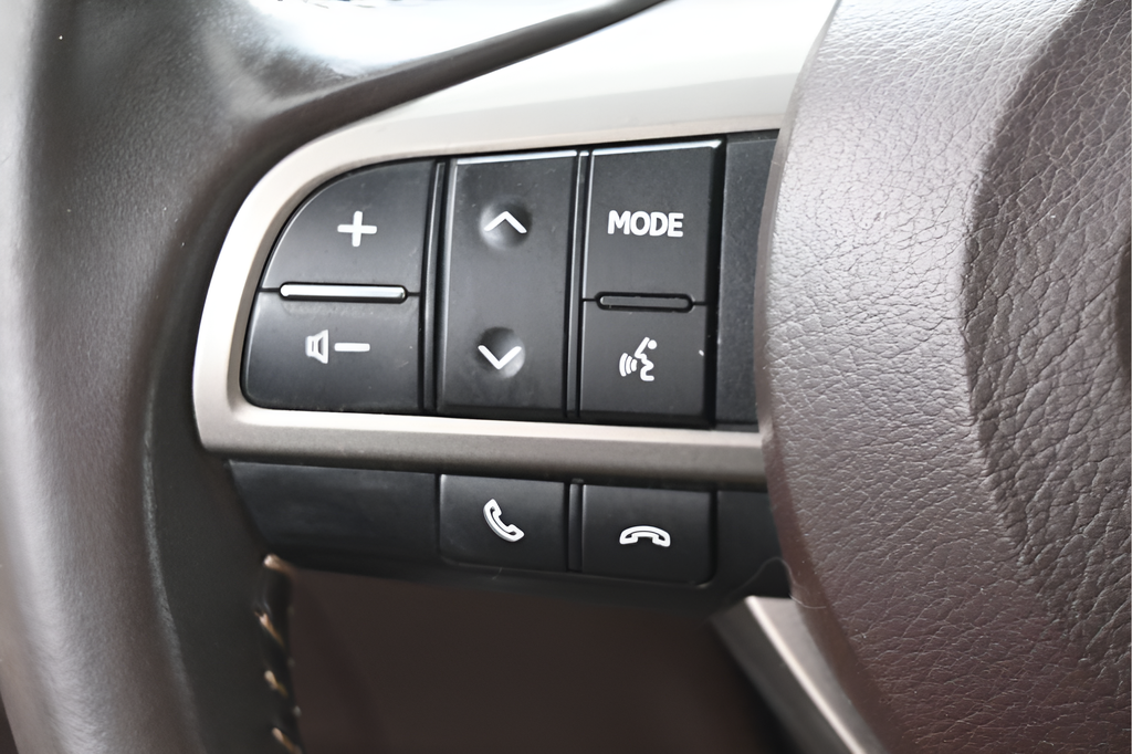 Used 2016 Black Lexus 350 image 23