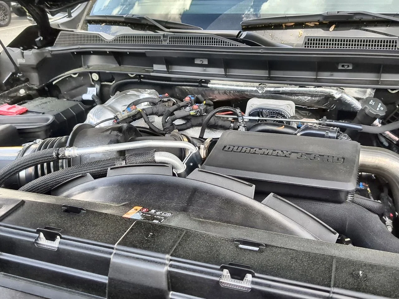 New 2026 Onyx Black GMC SLE image 29