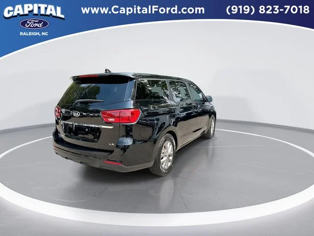 Used 2021 Black Kia LX image 8
