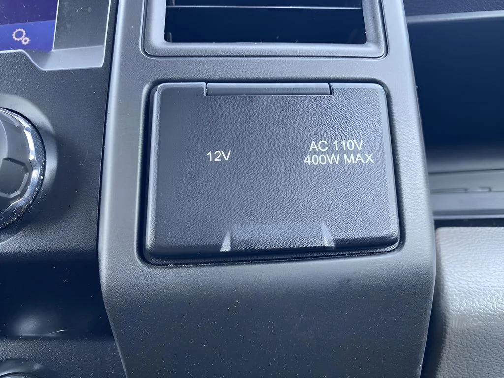 Used 2022 White Ford XL image 30