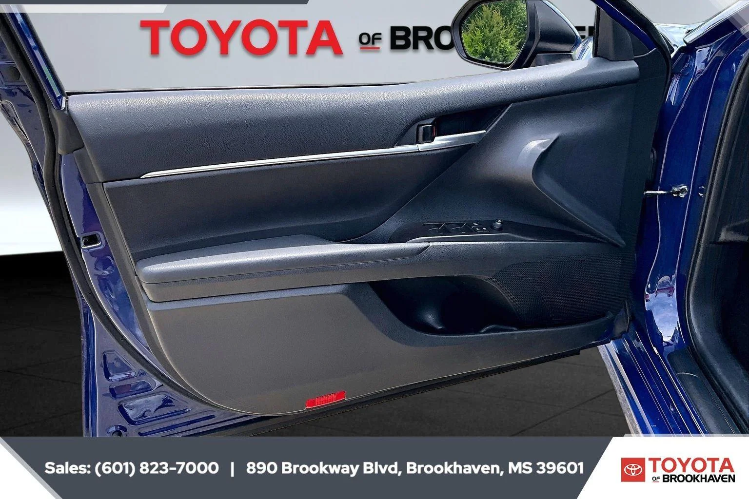Used 2024 Reservoir Blue Toyota SE image 17