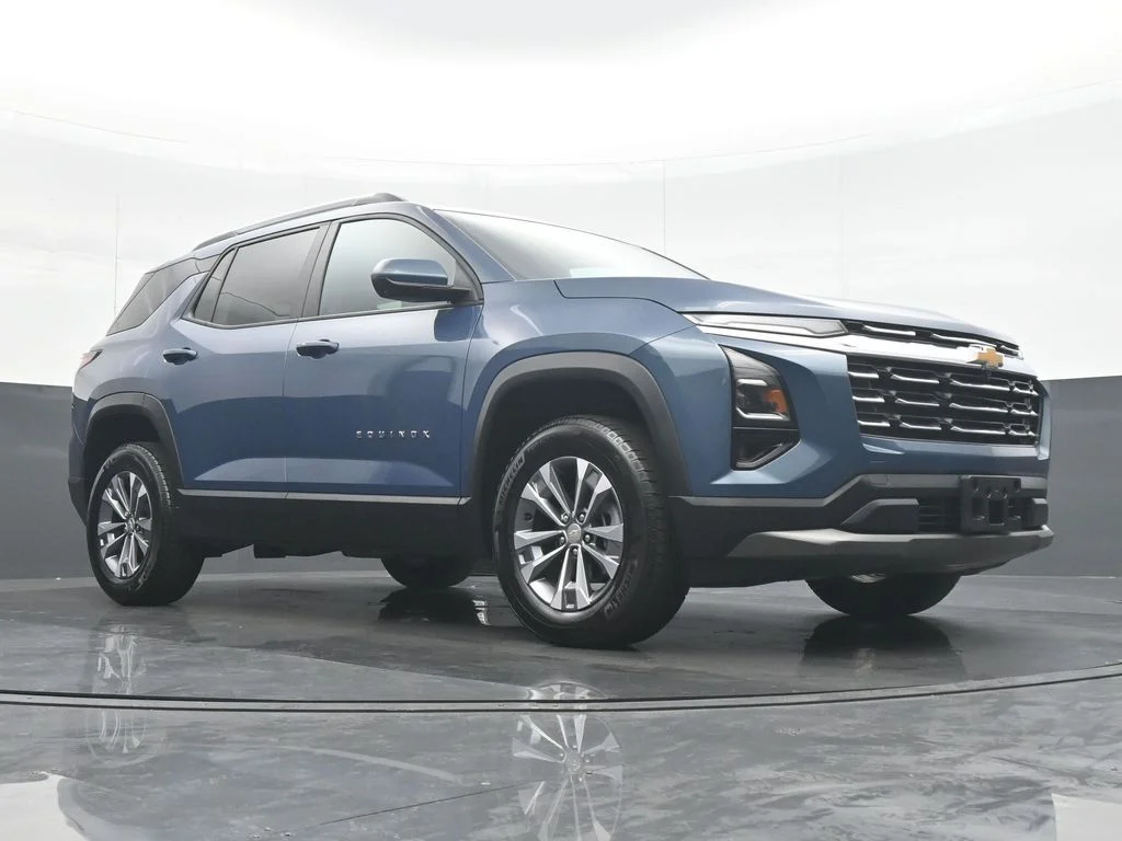 Used 2025 Blue Chevrolet LT image 33