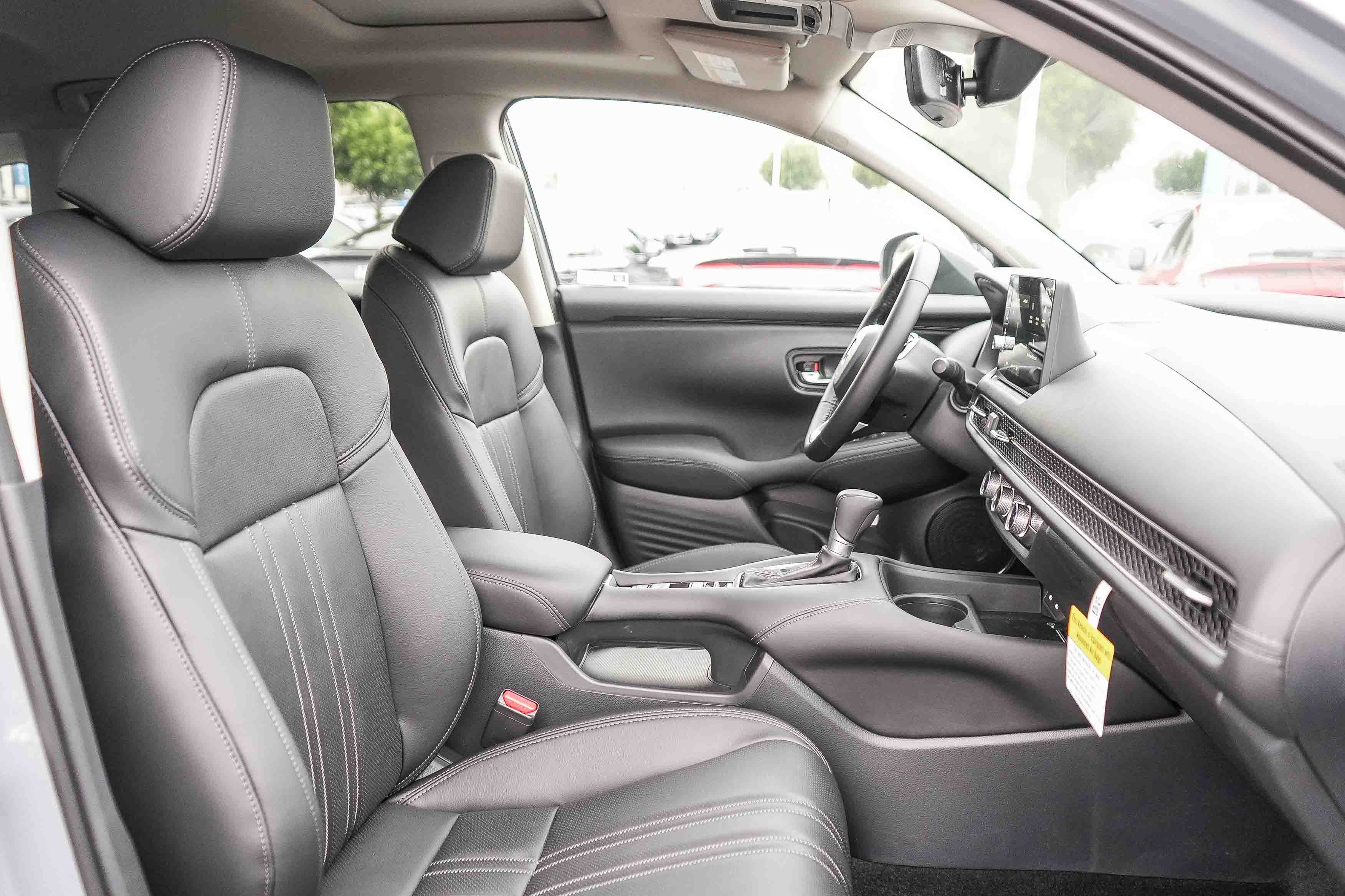 New 2027 Urban Gray Pearl Honda EX-L image 19