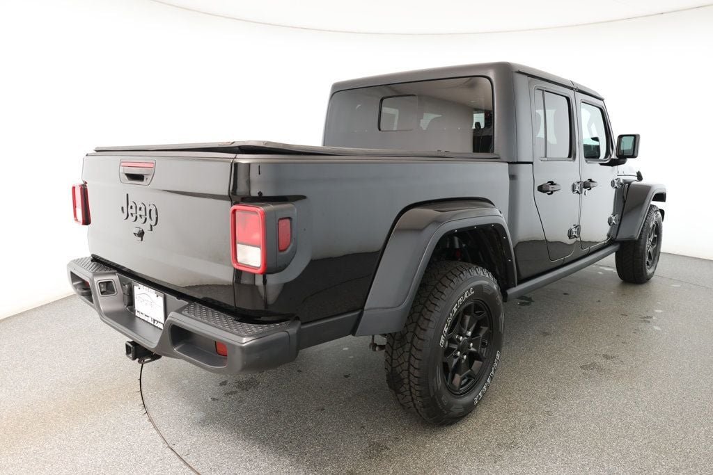 2021 Jeep Gladiator Willys photo 4
