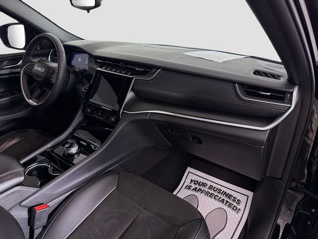 Used 2023 Black Jeep Altitude X image 26