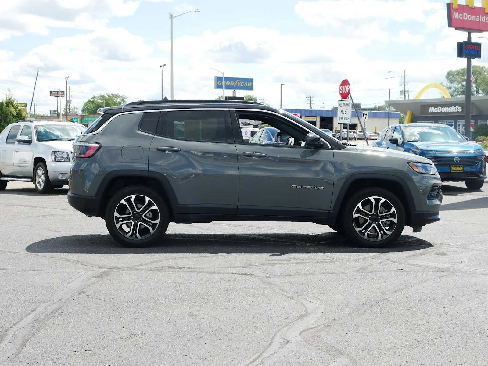Used 2024 Jeep Compass Limited with VIN 3C4NJDCN6RT597155 for sale in Brainerd, Minnesota