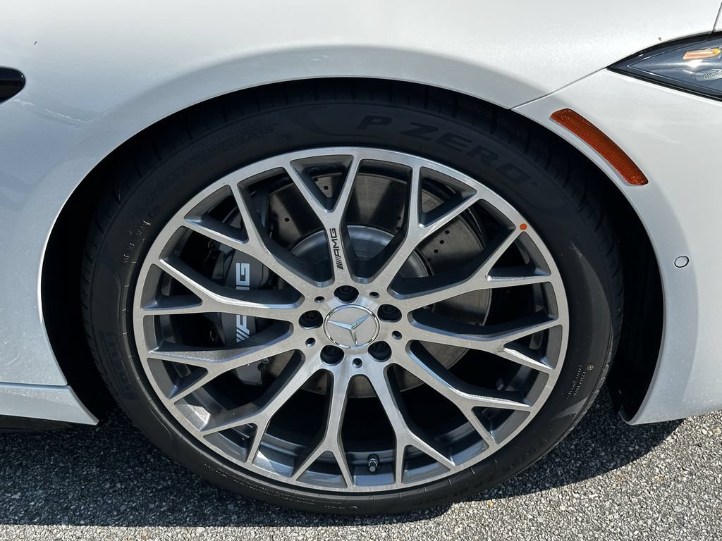 New 2026 MANUFAKTUR Moonlight White Metallic Mercedes-Benz AMG® SL 43 image 47