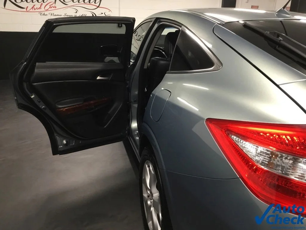 Used 2011 Green Honda EX-L image 26