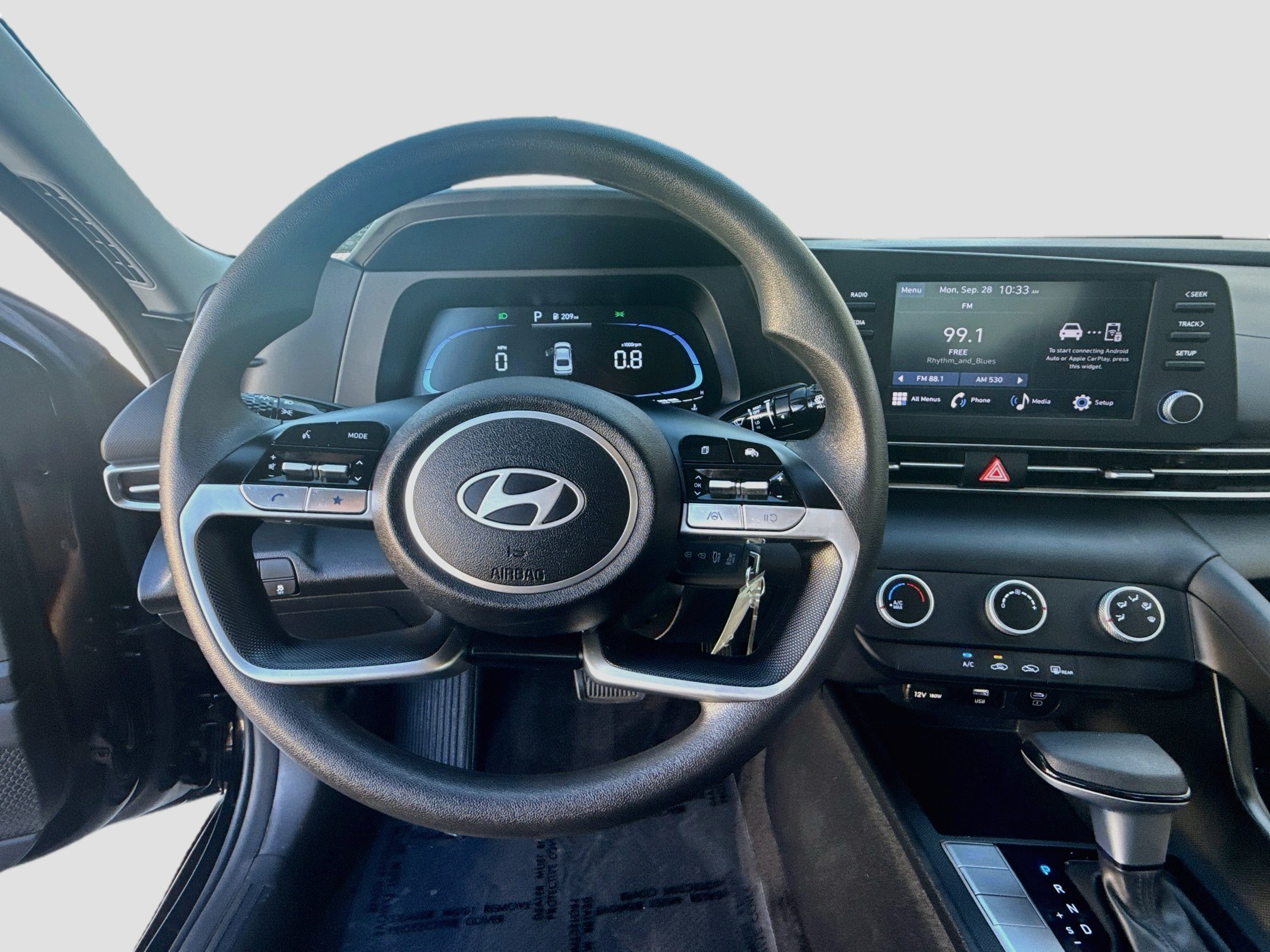 2025 Hyundai Elantra SE - Photo 8