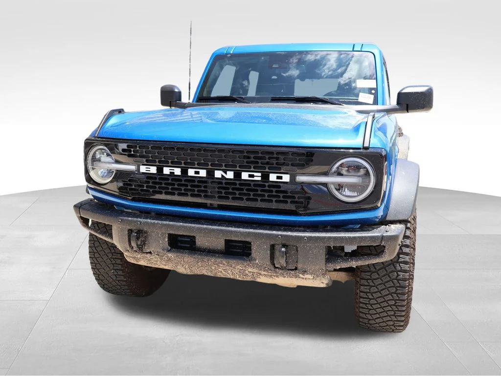 Used 2024 Blue Metallic Ford Wildtrak image 5