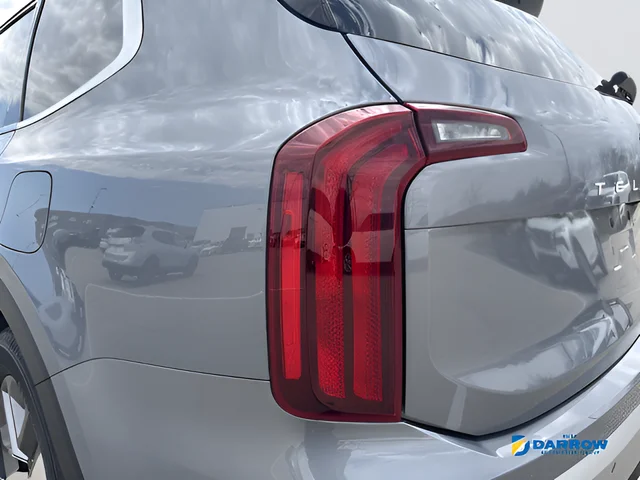 Used 2023 Silver Kia LX image 28