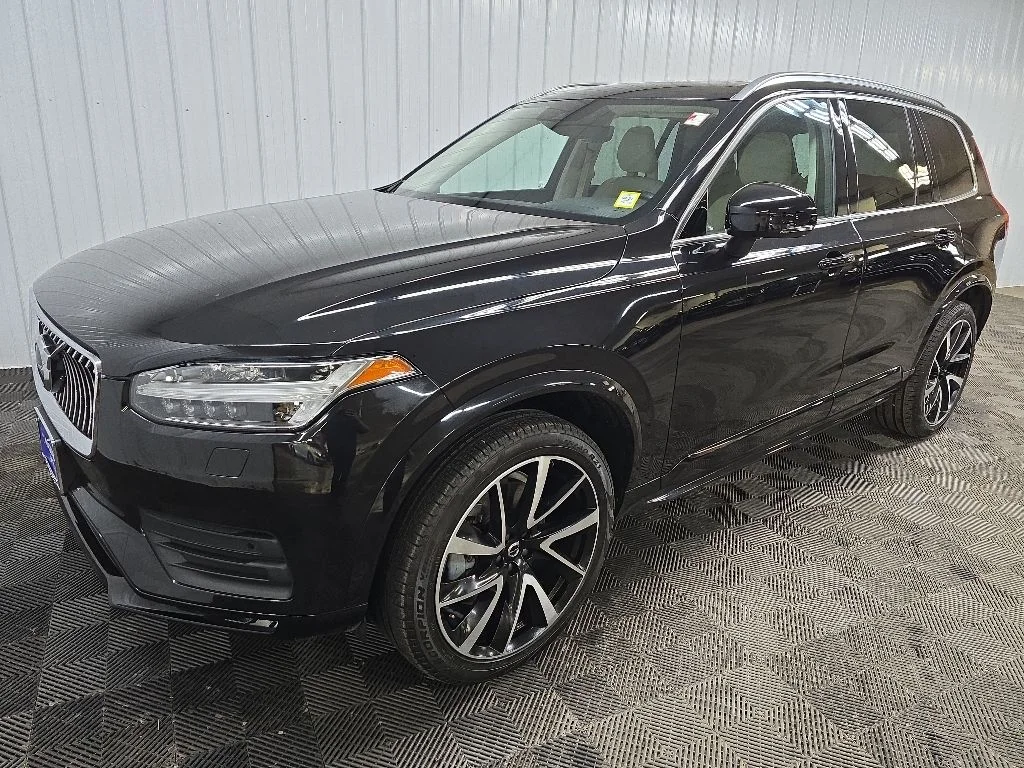 Used 2021 Black Volvo T6 Momentum image 8