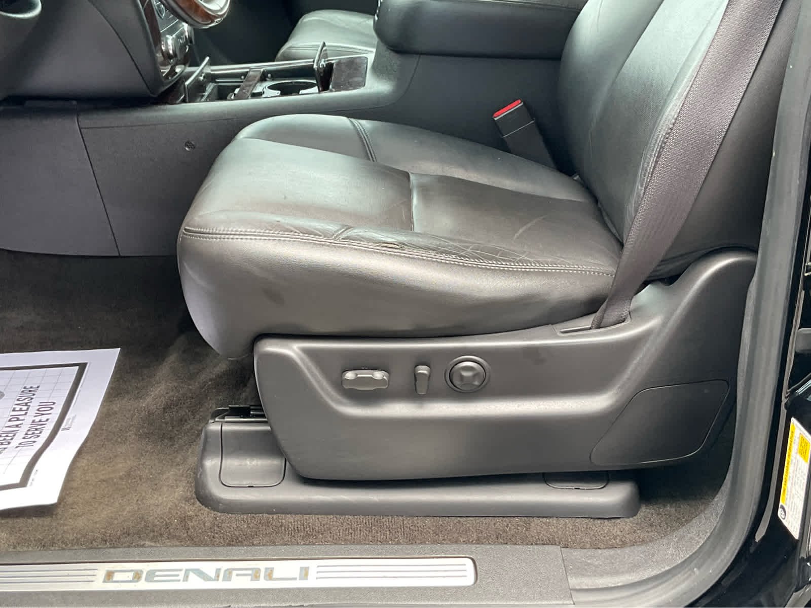 Used 2013 Onyx Black GMC Denali image 11