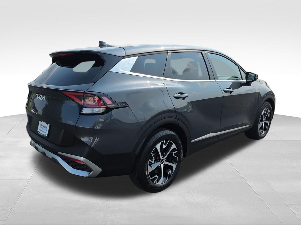 Used 2025 Gray Kia EX image 5
