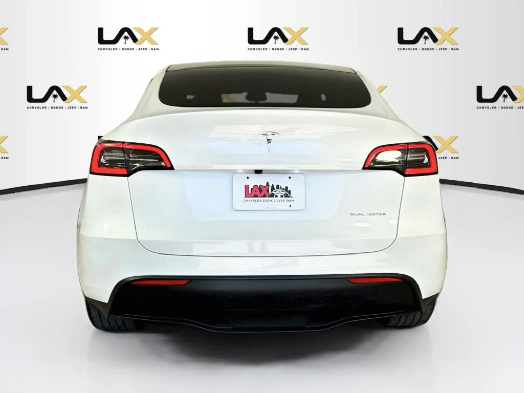 Used 2024 White Tesla Long Range image 6