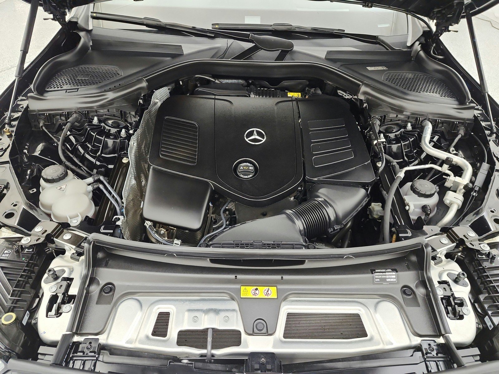Used 2023 Black Mercedes-Benz GLC 300 SUV image 17