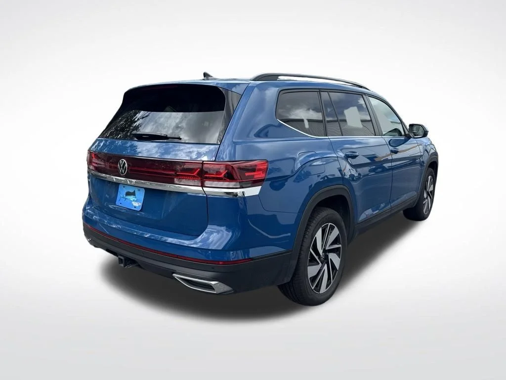 Used 2026 Mountain  Lake Blue Metallic Volkswagen 2.0T SE w/Technology image 5
