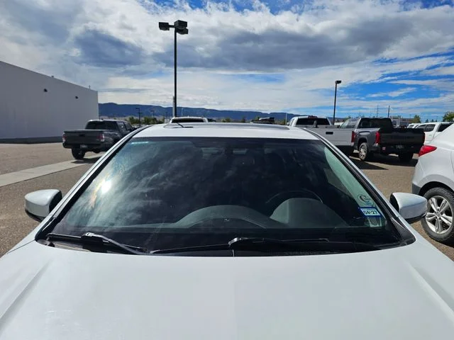 Used 2015 Bellanova White Pearl Acura Base image 4