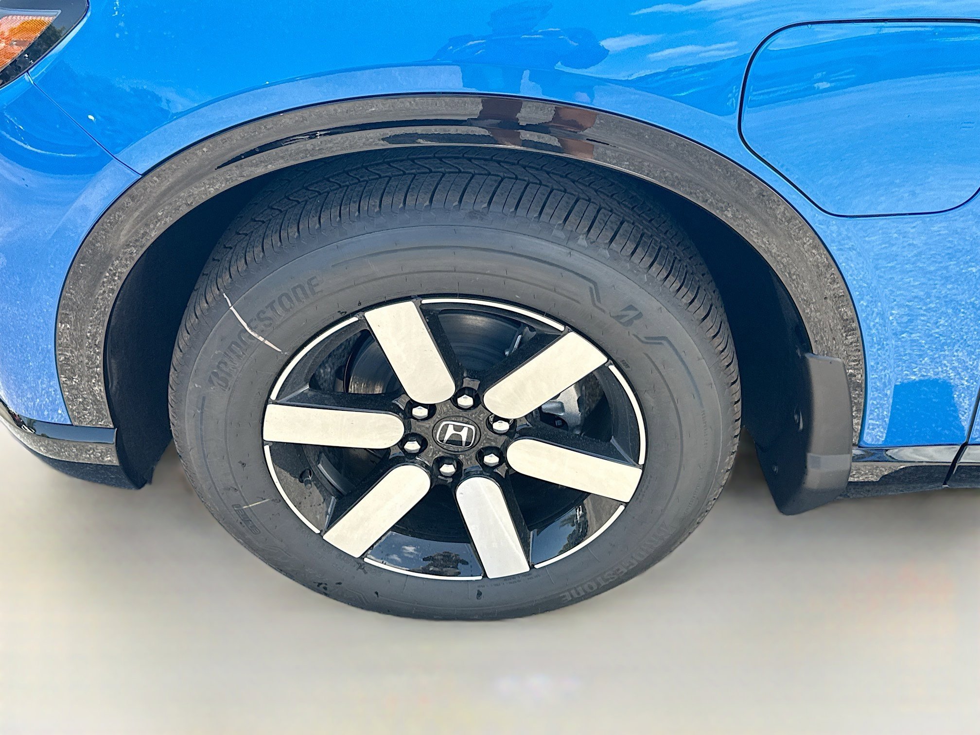 New 2026 Pacific Blue Metallic Honda Touring image 27