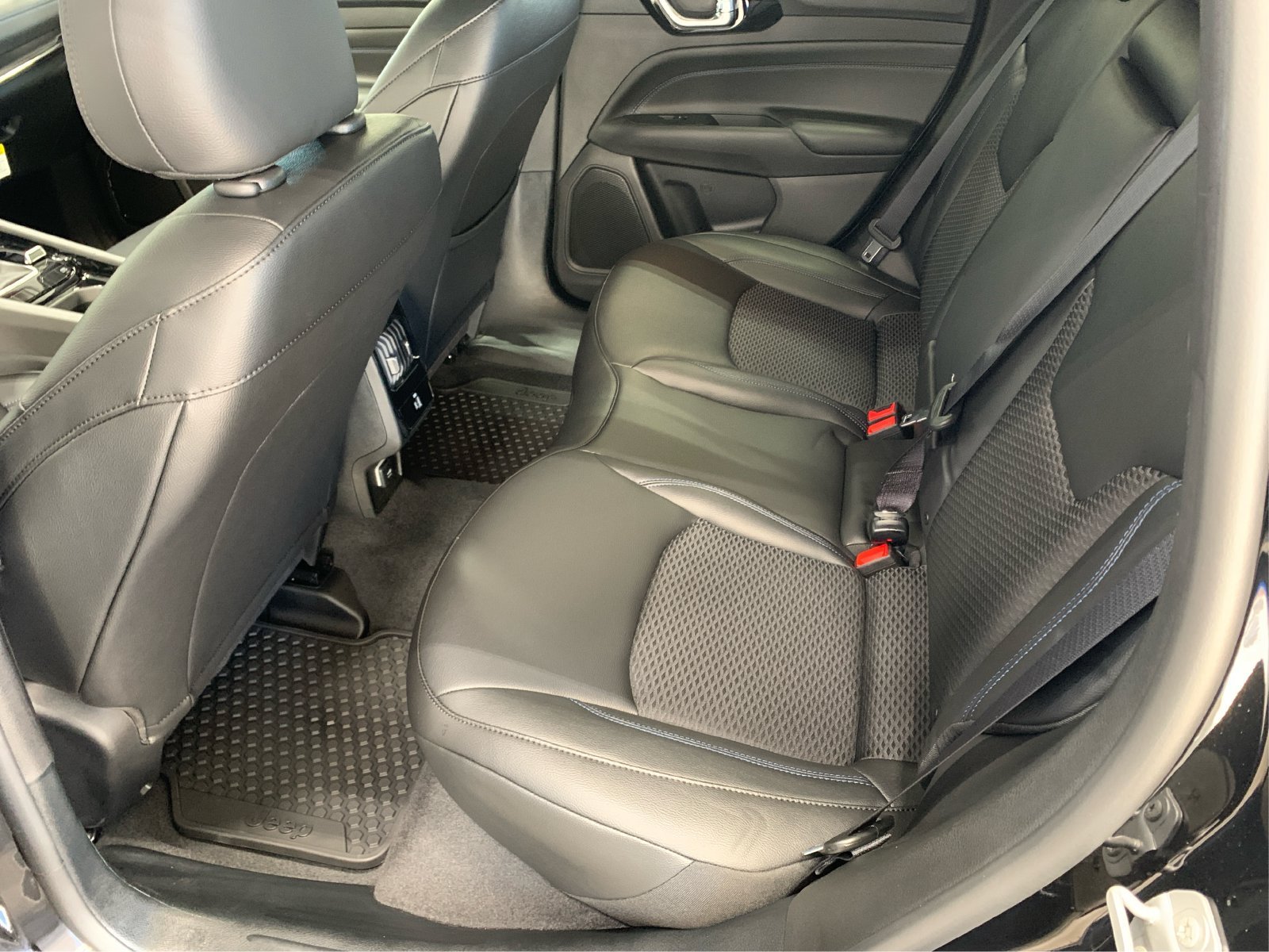 2026 Jeep Compass Altitude Special Edition - Photo 10
