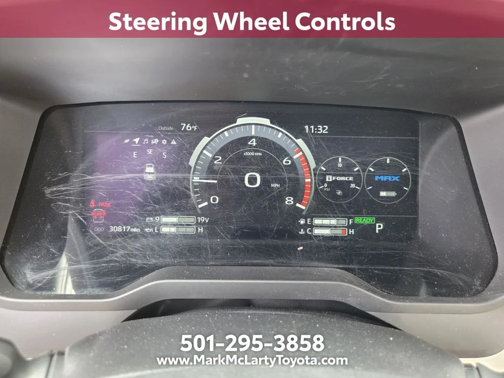 Used 2025 Silver Toyota Capstone image 34