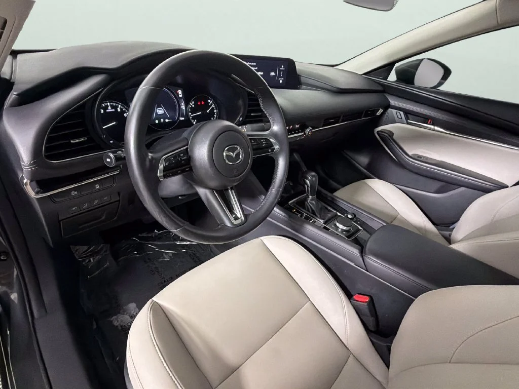 Used 2024 Gray Mazda 2.5 S Preferred image 18