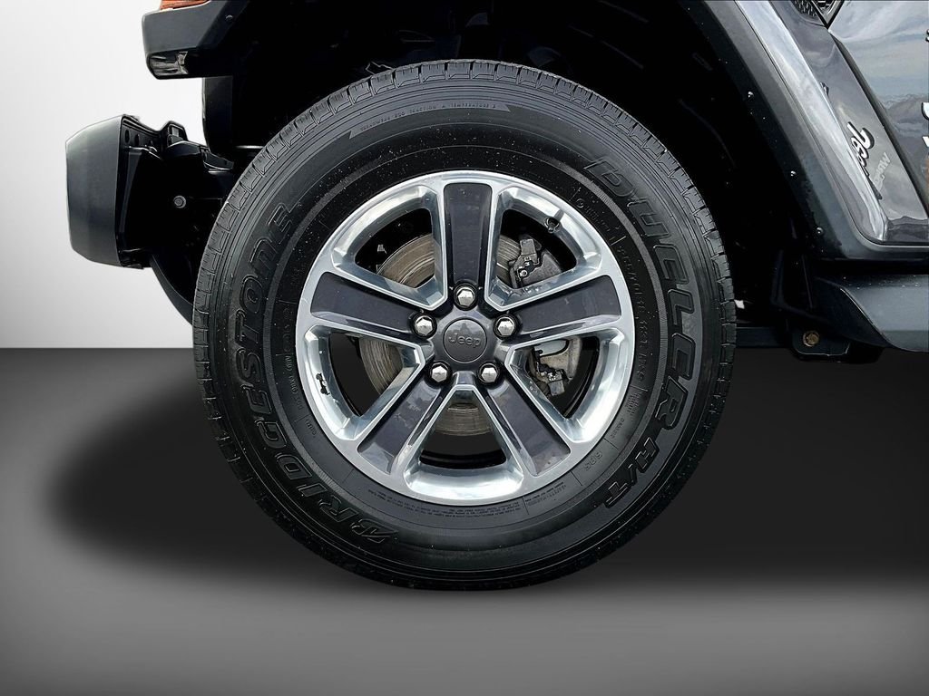 Used 2019 Gray Jeep Unlimited Sahara image 35