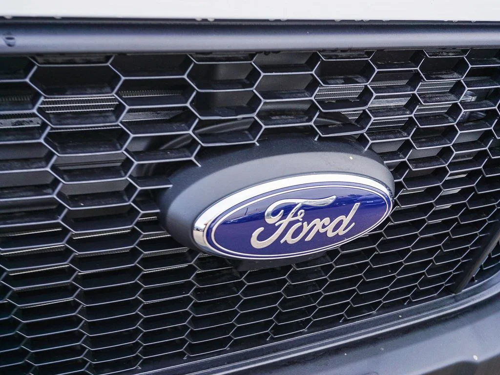 New 2025 White Ford Base image 11
