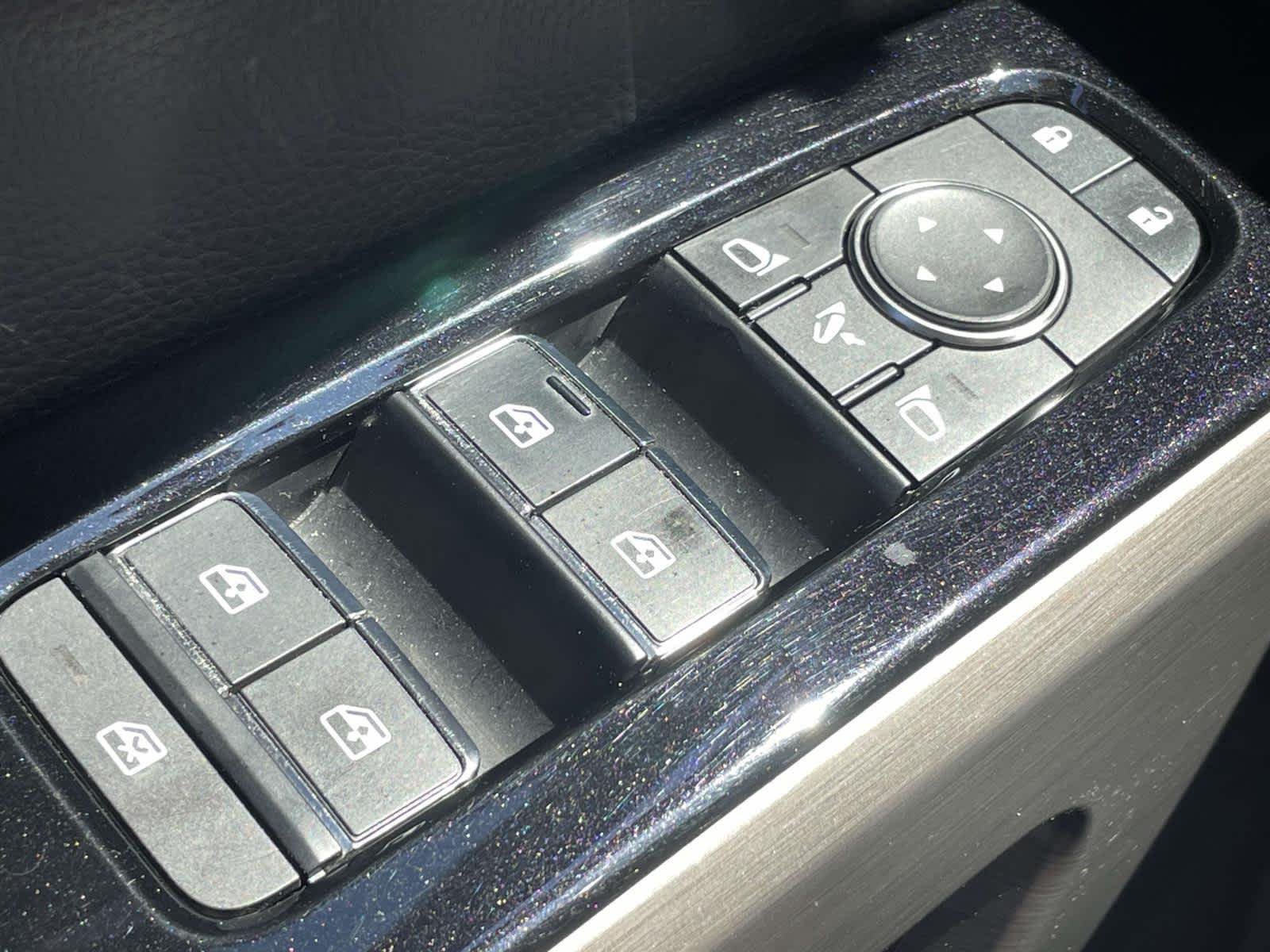 Used 2022 Gun Metallic Nissan Platinum image 37