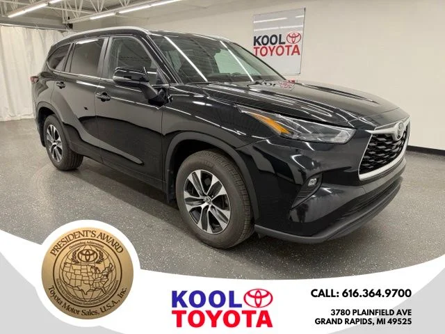 2025 Toyota Highlander XLE