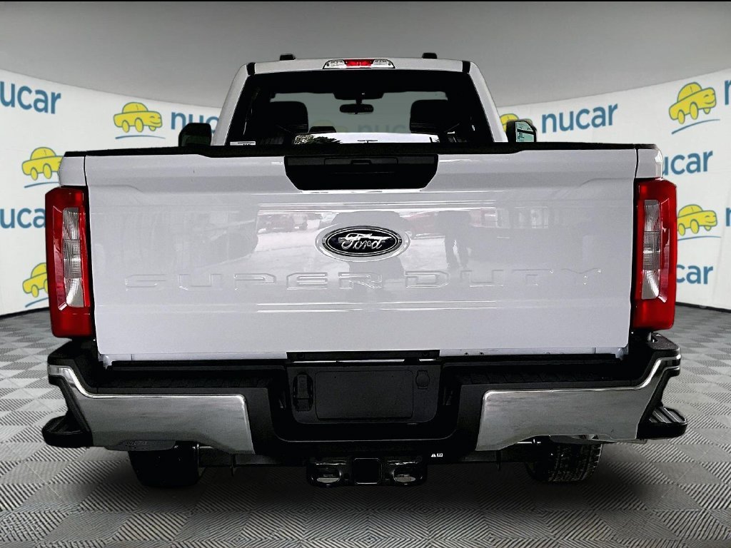 New 2026 Oxford White Ford XLT image 6
