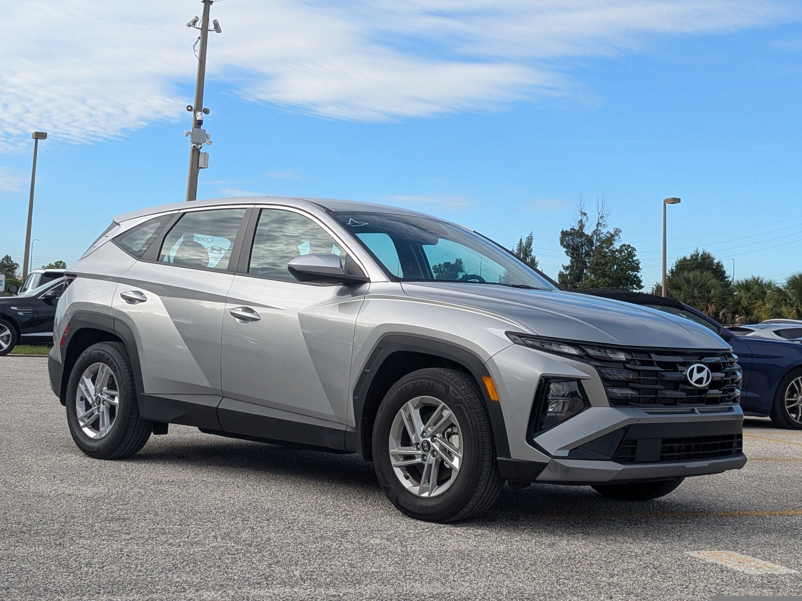 New 2026 Shimmering Silver Hyundai SE image 1